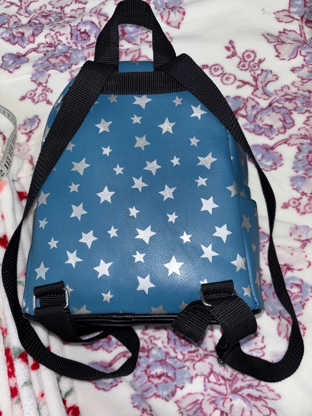 Coraline Loungefly Napsack